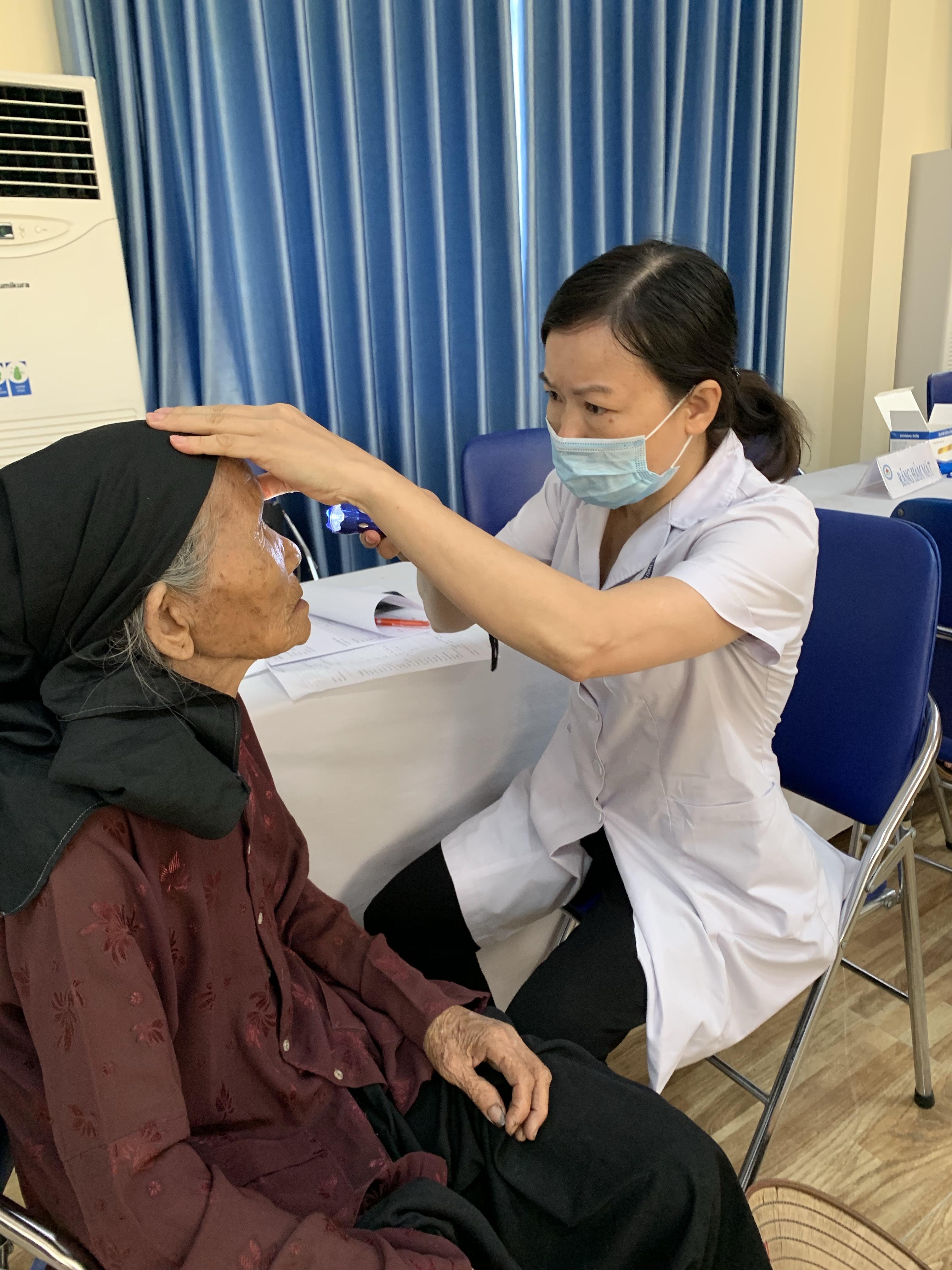 THÁNG 7 MÙA TRI ÂN