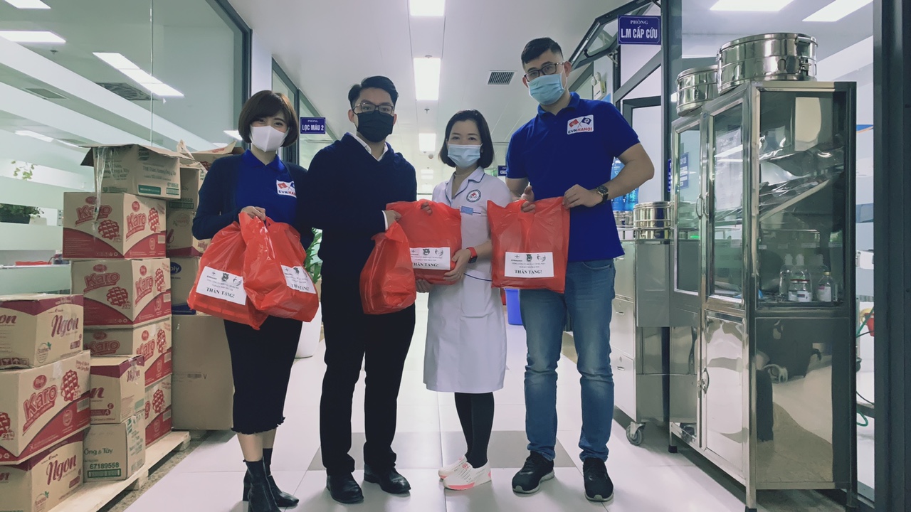 Xuân đong đầy yêu thương