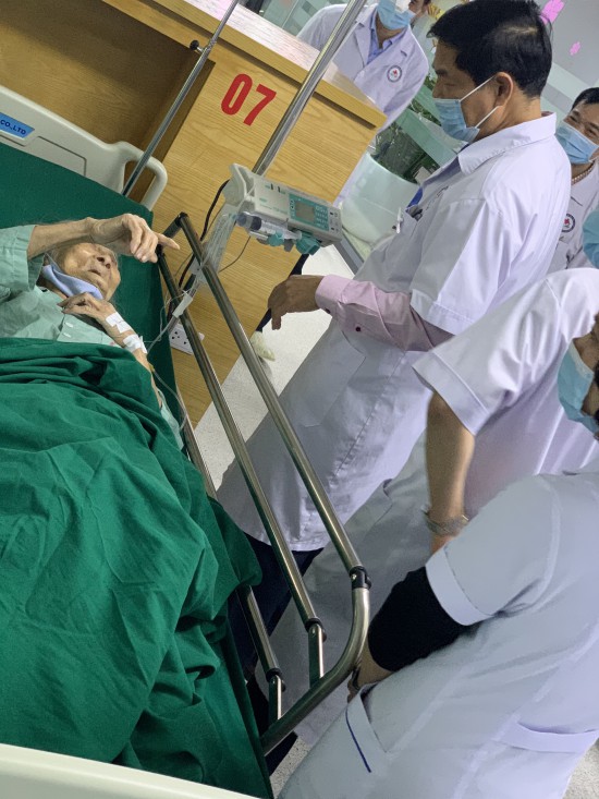 c4b128e079938acdd382