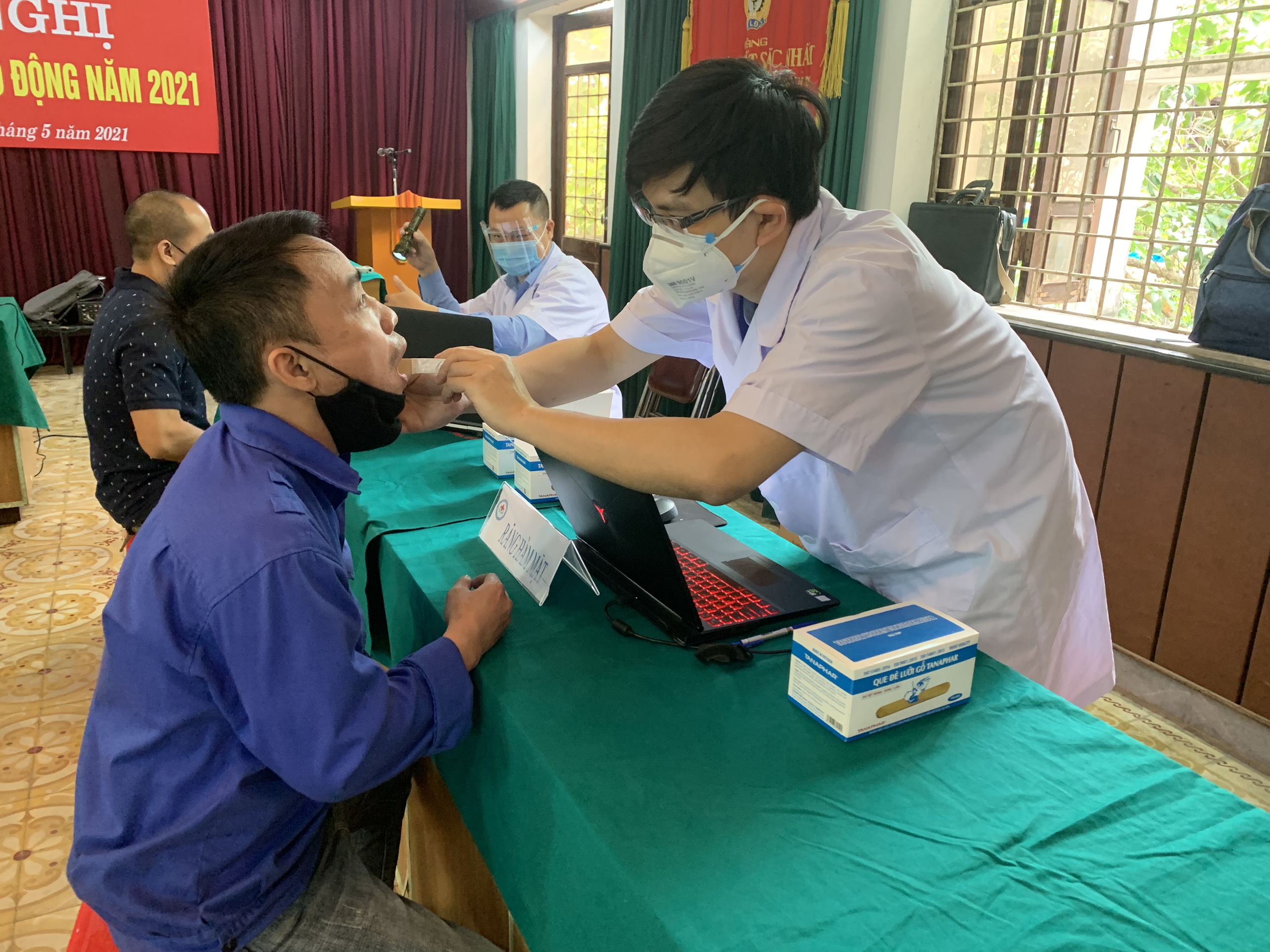 BVĐK NÔNG NGHIỆP TỔ CHỨC KHÁM ĐỊNH KỲ CHO CÁN BỘ CÔNG NHÂN VIÊN NHÀ MÁY PIN HÀ NỘI BẰNG CHUYỂN ĐỔI SỐ