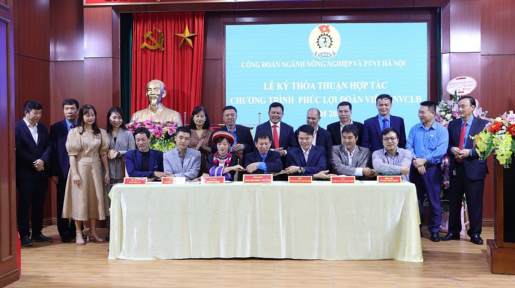 Thỏa thuận hợp tác với Công đoàn ngành Nông nghiệp và PTNT Hà Nội