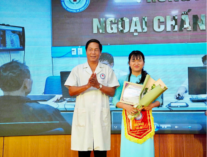 HỘI THI ẢNH “BỆNH VIỆN HẠNH PHÚC – BỆNH VIỆN KHÁCH SẠN” TẠI BỆNH VIỆN ĐA KHOA NÔNG NGHIỆP: LAN TOẢ GIÁ TRỊ NHÂN VĂN NGHỀ ĐIỀU DƯỠNG.