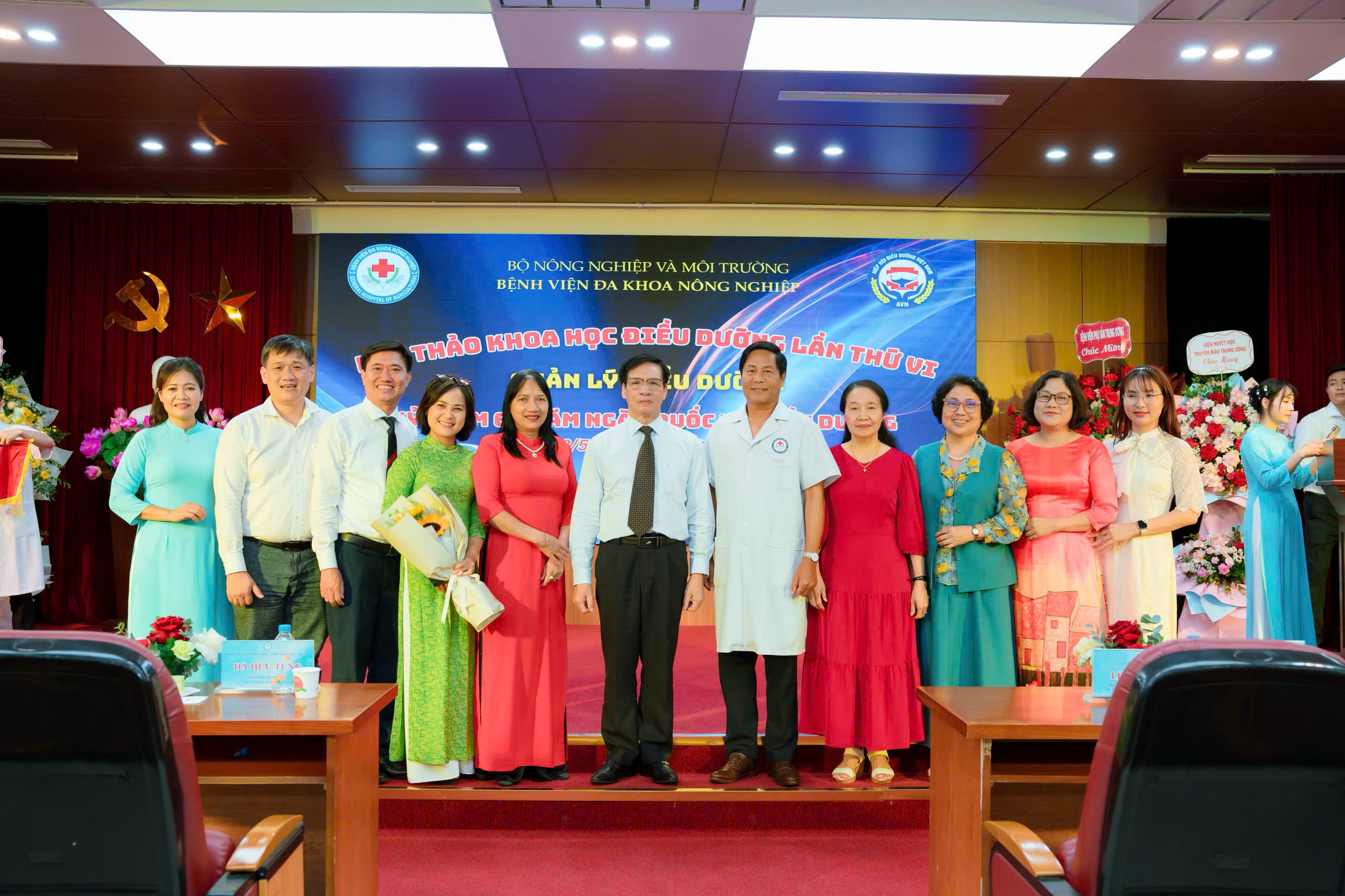 SINH HOẠT KHOA HỌC ĐIỀU DƯỠNG LẦN THỨ VI: “BVĐKNN – ĐIỂM XÂY DỰNG VĂN HOÁ ĐIỀU DƯỠNG TOÀN QUỐC”.
