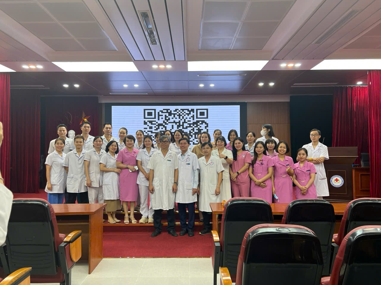 TẬP HUẤN KIỂM SOÁT NHIỄM KHUẨN TẠI BỆNH VIỆN ĐA KHOA NÔNG NGHIỆP