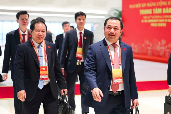 dai-bieu-bo-nong-nghiep-va-moi-truong-du-dai-hoi-dang-lan-thu-xiv-103022_12